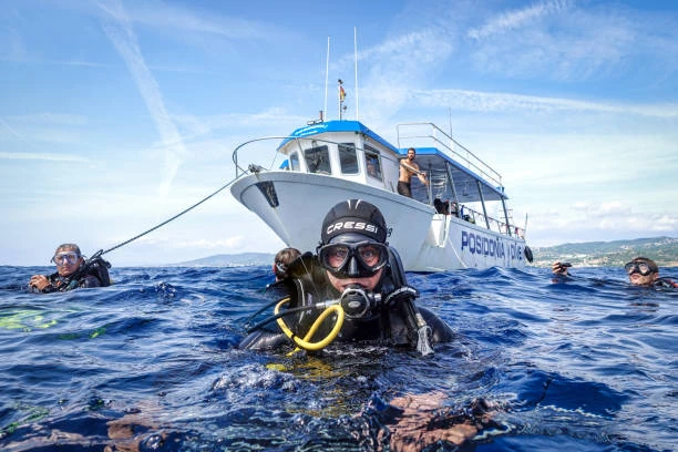 Turismo de mergulho em alto mar
